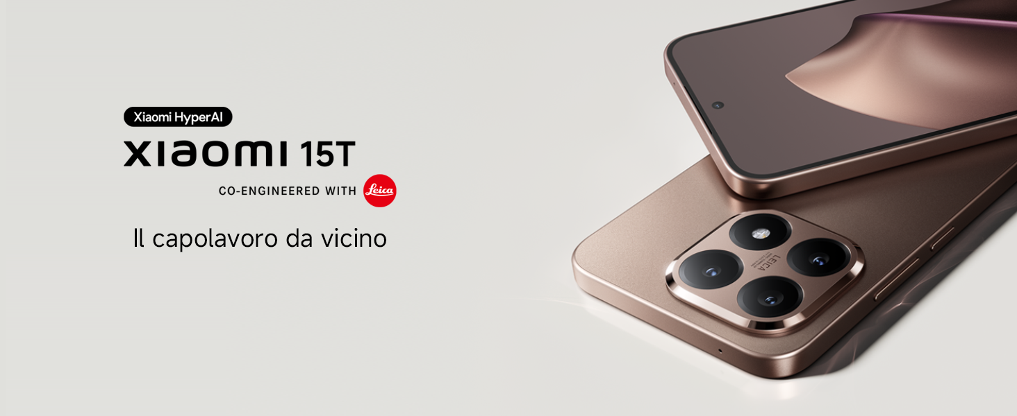 Il testo dice 
&laquo;XIAOMI 11T&raquo;. La pubblicit&agrave; mostra uno smartphone con finitura metallica con 
configurazione a tripla fotocamera e bordi curvi su sfondo chiaro.