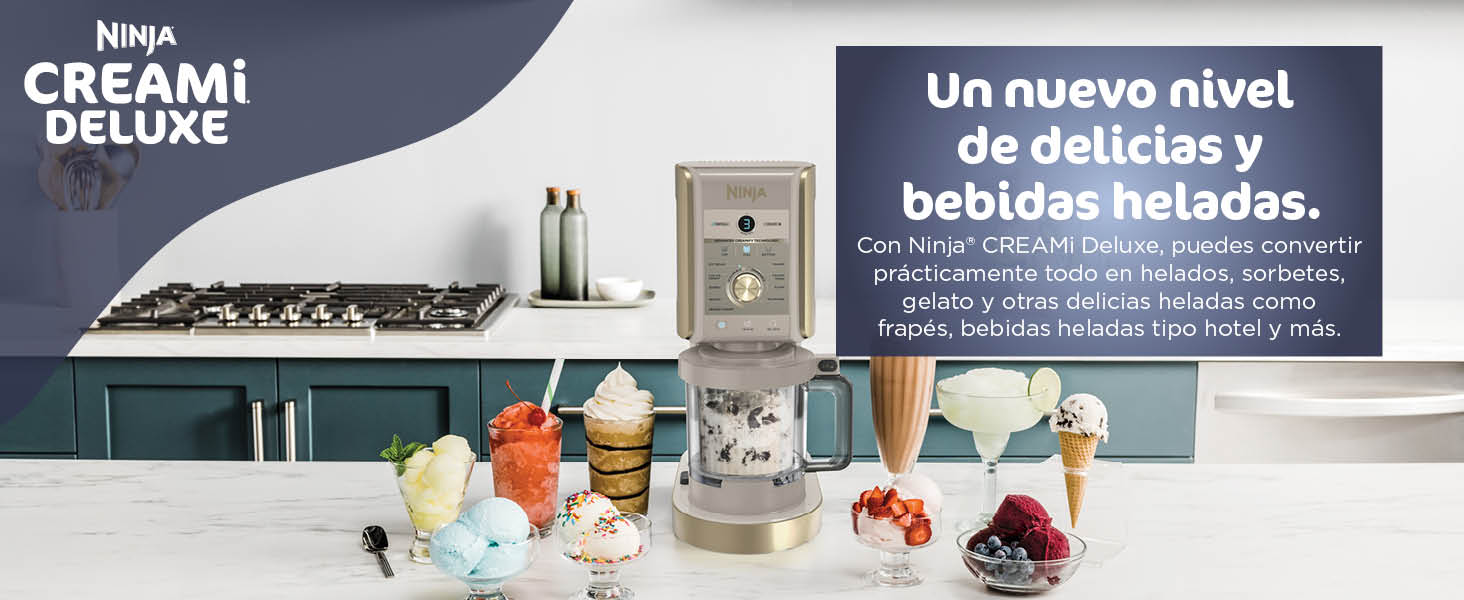 El texto dice &laquo;DELUXE&raquo; y &laquo;&iquest;Un go&ucirc;ter tout de d&eacute;lices?&raquo;. Anuncio que muestra la preparaci&oacute;n de postres o bebidas con varios art&iacute;culos en una encimera.